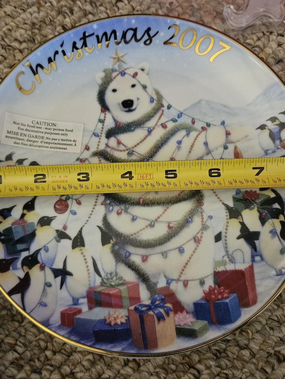 Avon Sharing The Holiday With Friends 2007 Christmas Collectible Plate